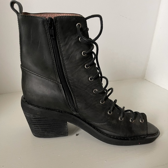 Jeffrey Campbell Lace Up Boots - Size 8.5 - Picture 3 of 4